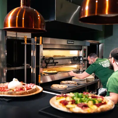 PizzaMaster 700 Series in actie (2)
