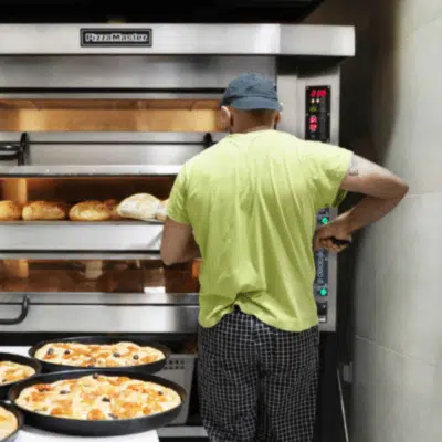 PizzaMaster Countertop Width in actie (4)